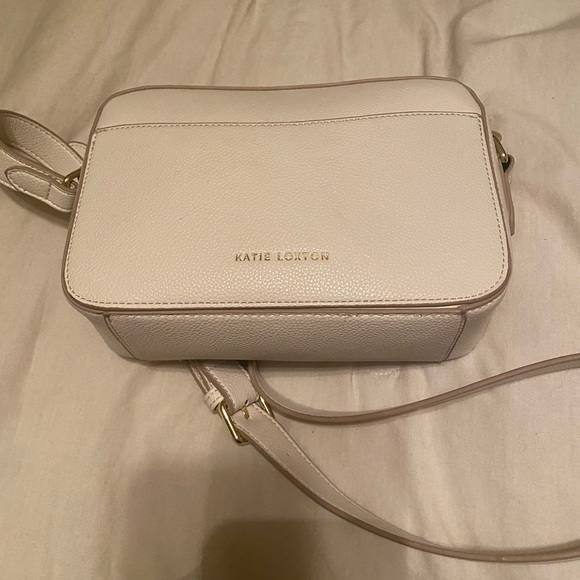 3 nice purses for sale…Like new - Picture 2 of 3